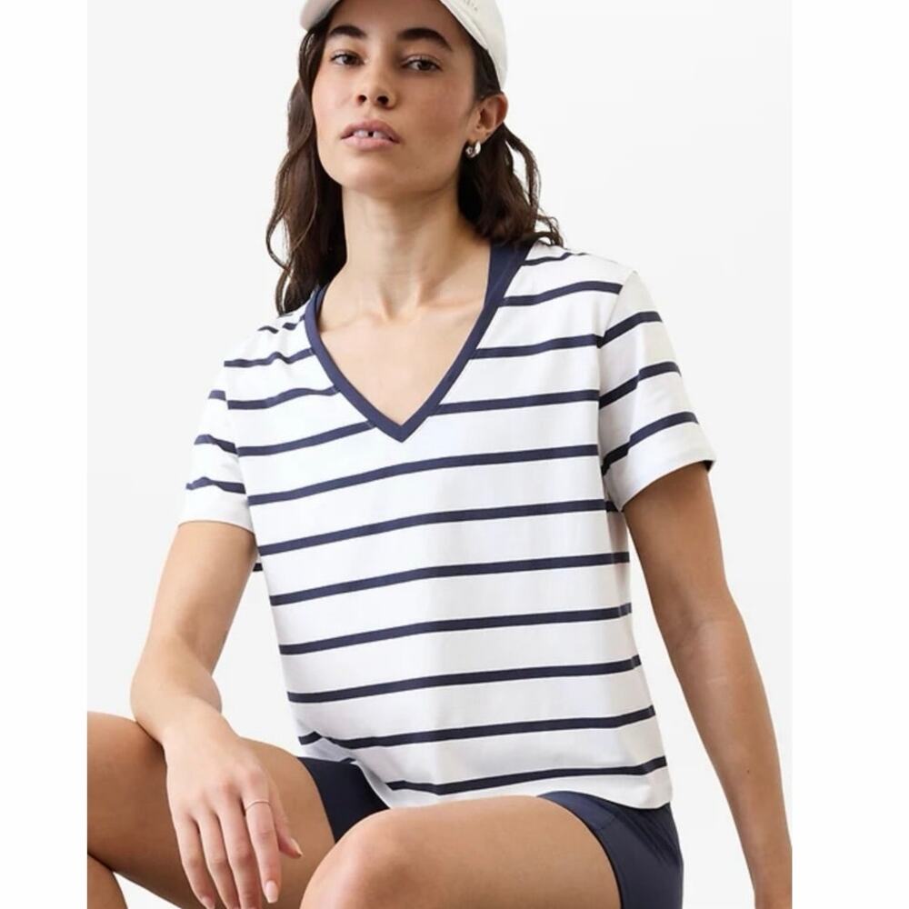 Athleta Essential V-Neck Tee - White & Blue Stripe - XL